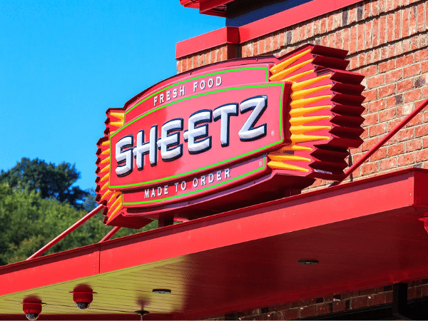 Exterior of a Sheetz convenience store. A former employee, Demarcus Johnson, pleaded no contest to sexually assaulting a minor in a Pennsylvania Sheetz restroom.