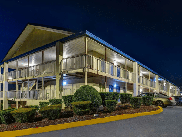 Motel 6 in Atlanta, Georgia, named in a federal sex trafficking lawsuit involving convicted trafficker Quintavious Obie.